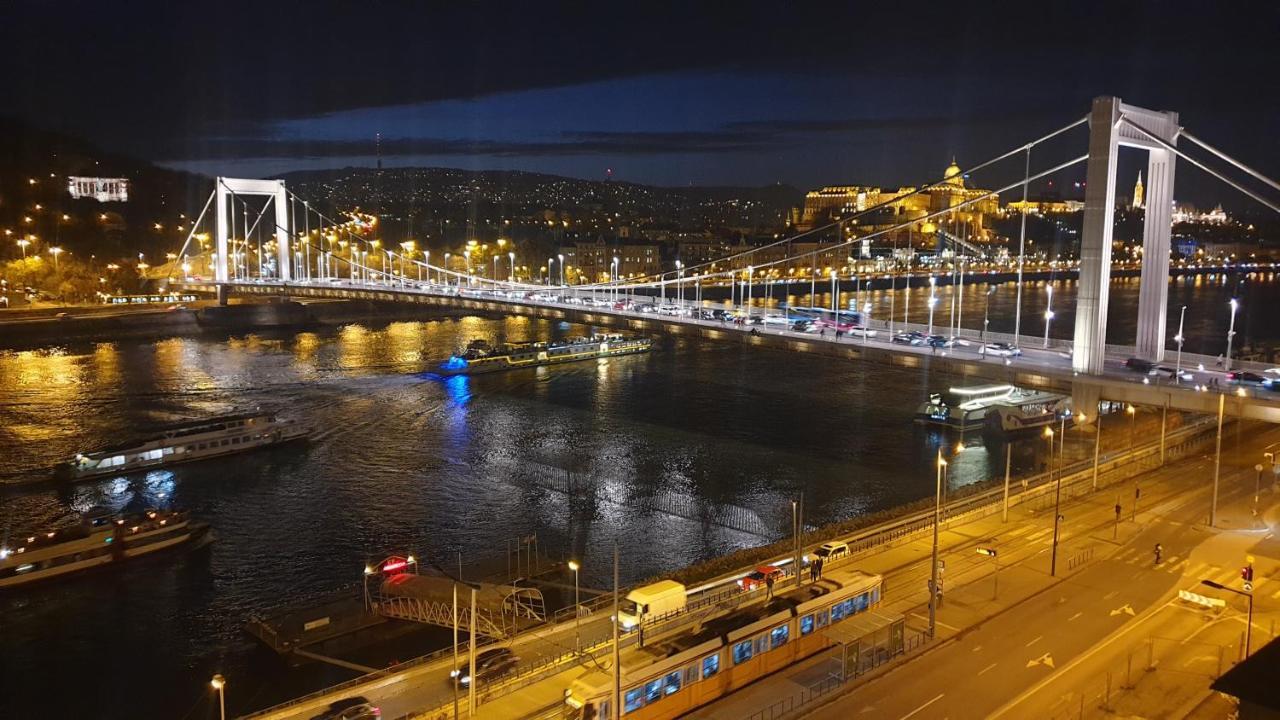 ブダペストDanube Viewアパートメント エクステリア 写真
